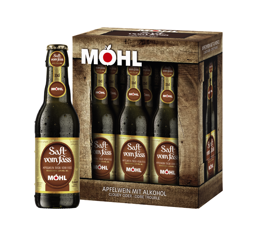 Möhl Saft vom Fass mit Alkohol, Suure Moscht, in einem Glas, zeigt die dunkle, spritzige Fruchtmischung des alkoholischen Fruchtsaftes.