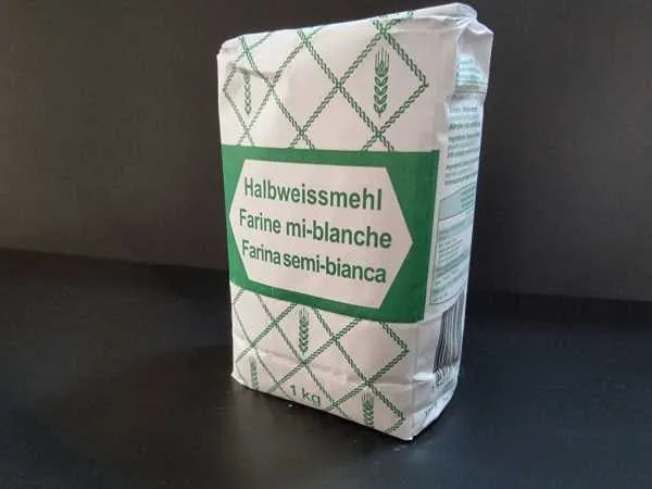 Halbweissmehl - Chuchichäschtli - Feines aus der Schweiz