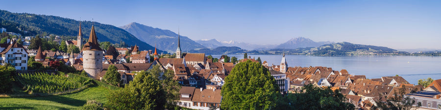 Zuger Altstadt mit Blick auf den Zugersee